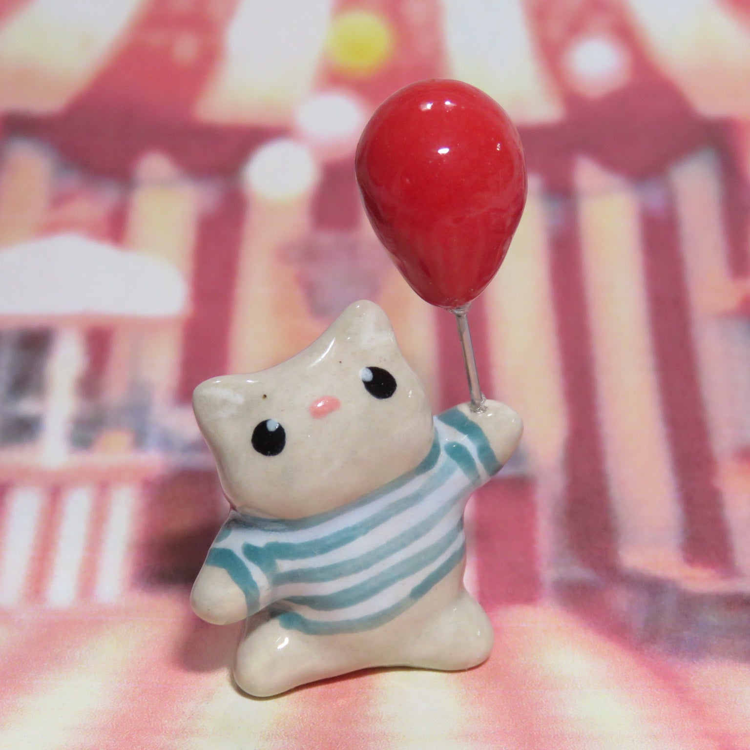 Dipsy has a Red Balloon