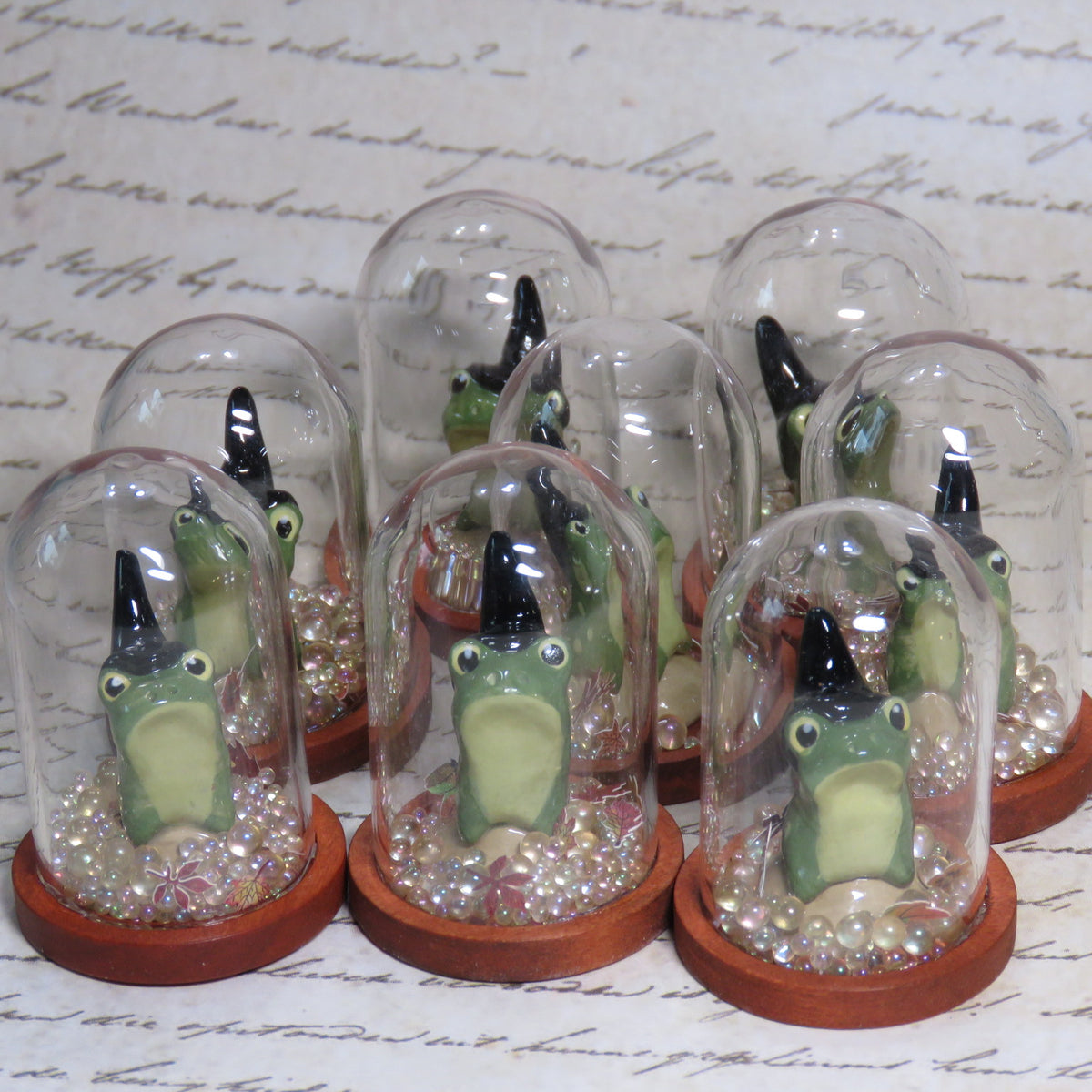 Frogwitch Glitter Dome