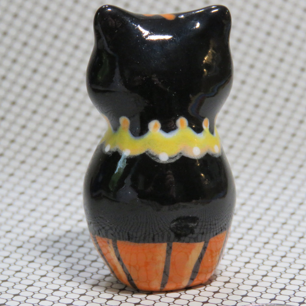 Retro Razzles the Party Cat - Larger piece