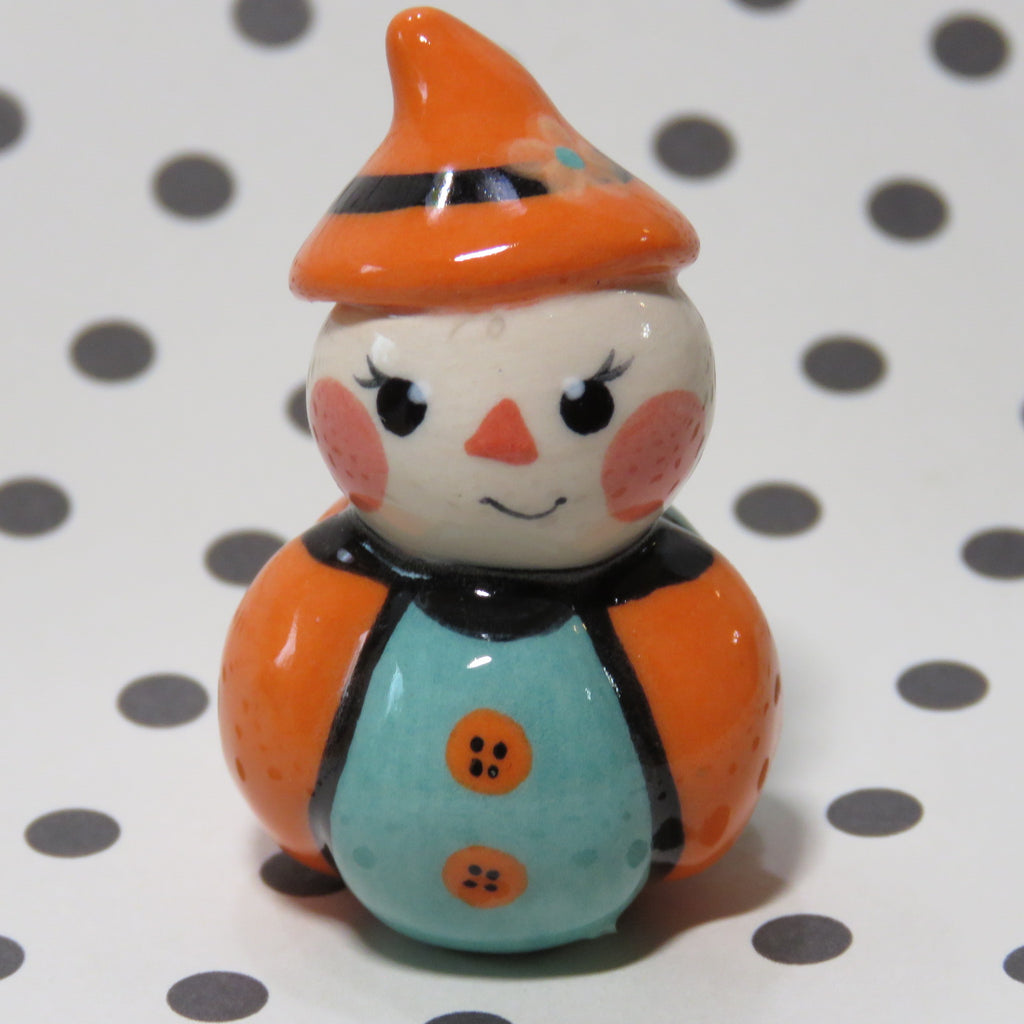 Retro Halloween Roly Scarecrow