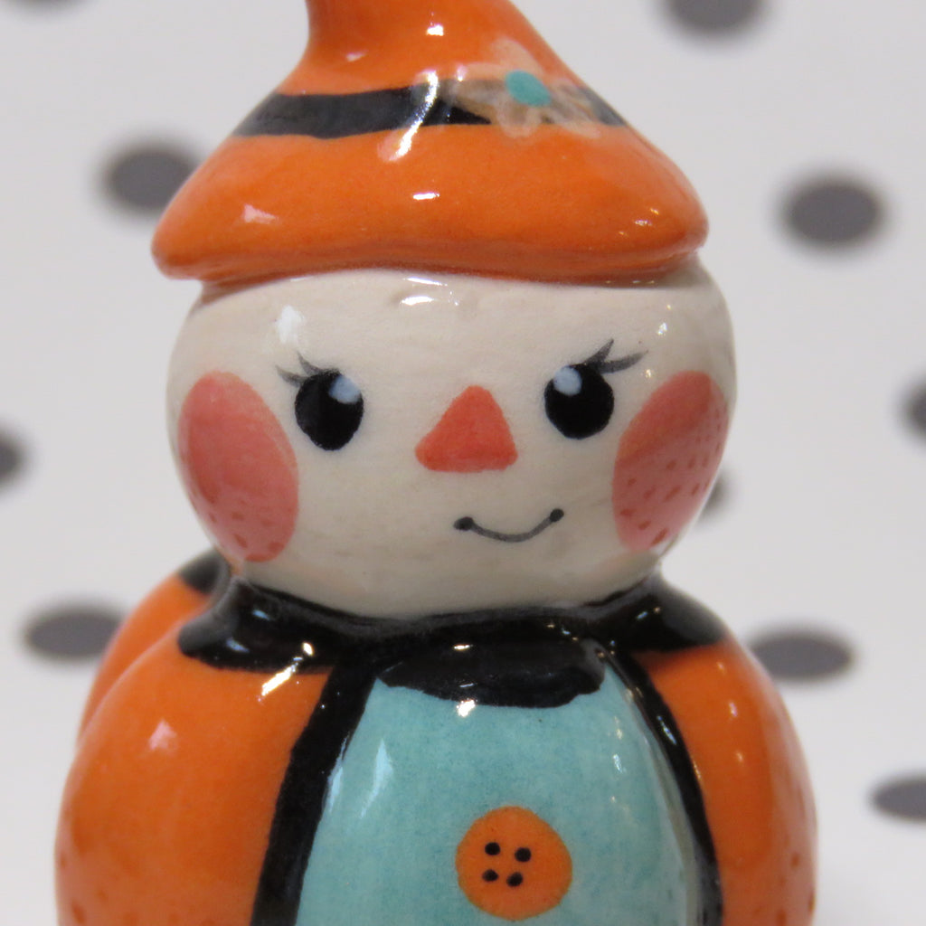 Retro Halloween Roly Scarecrow