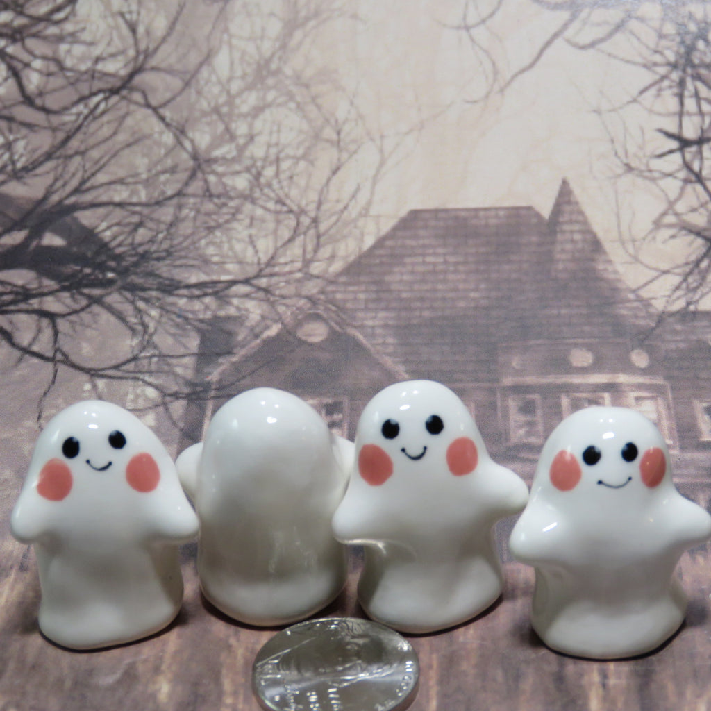Bring-it-in-for-a-hug Ghostie