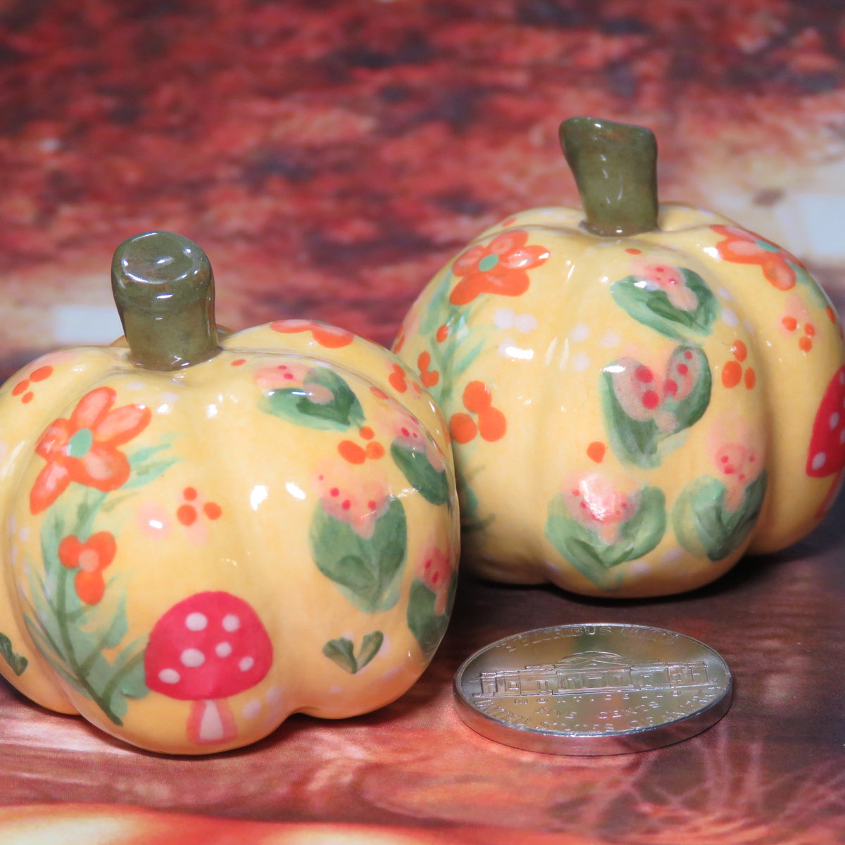 Folk Harvest Pumpkin - Larger