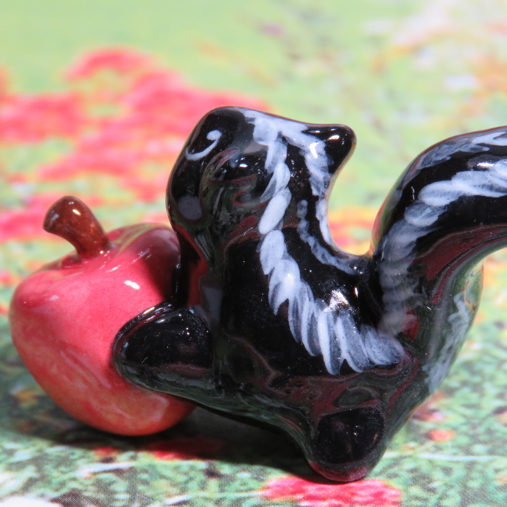 Honeycrisp Skunk